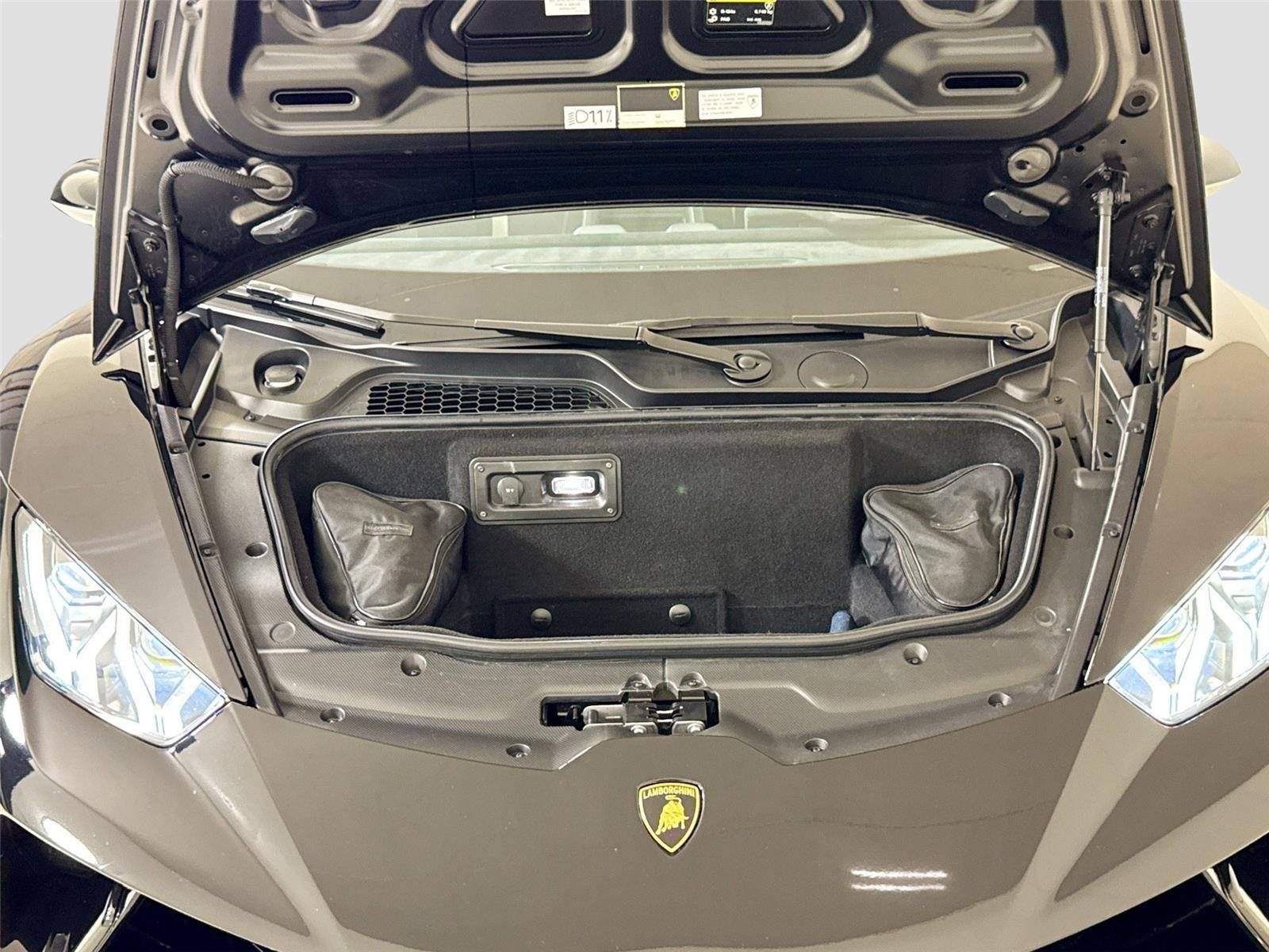 Used 2018 Nero Noctis Lamborghini Performante Spyder | Carbon Buckets | Branding Pkg image 30