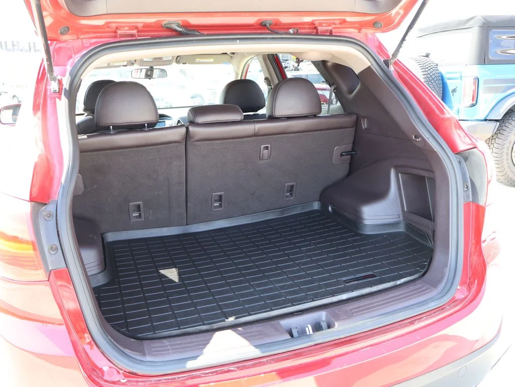 Used 2013 Garnet Red Hyundai GLS image 14