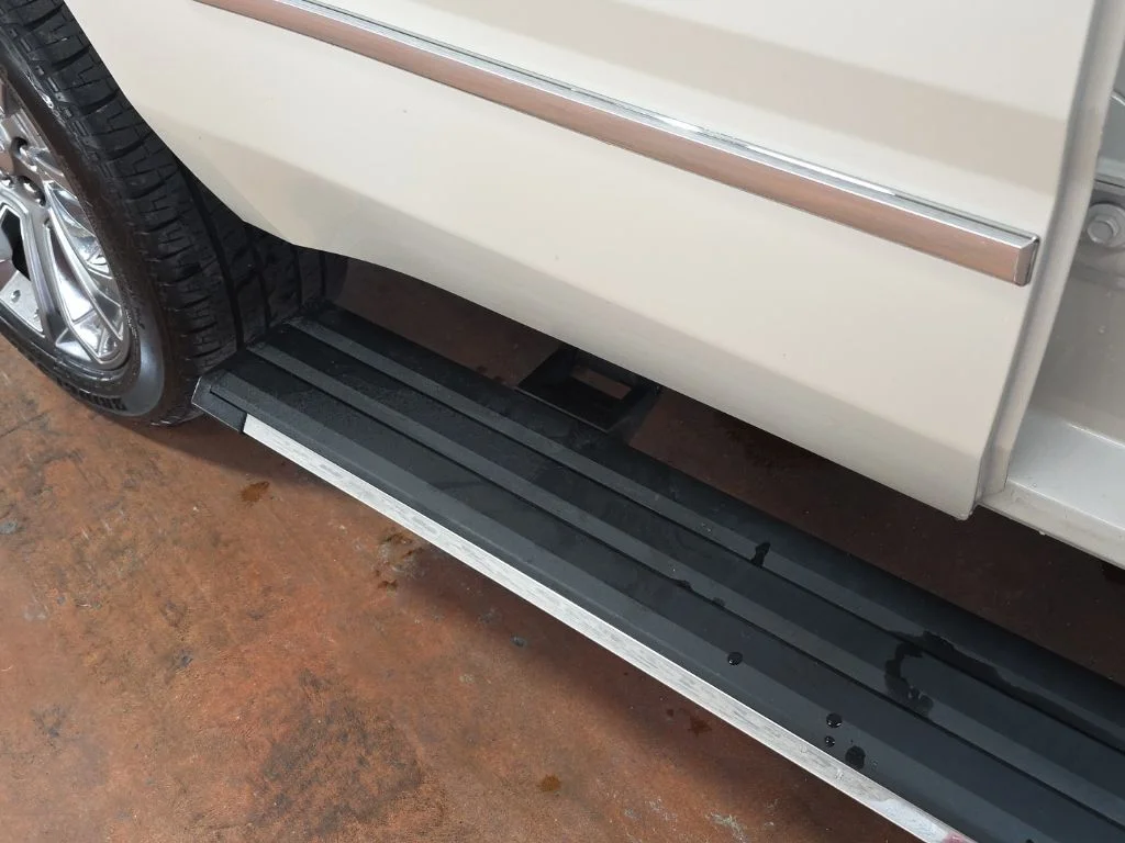 Used 2015 White GMC Denali image 9