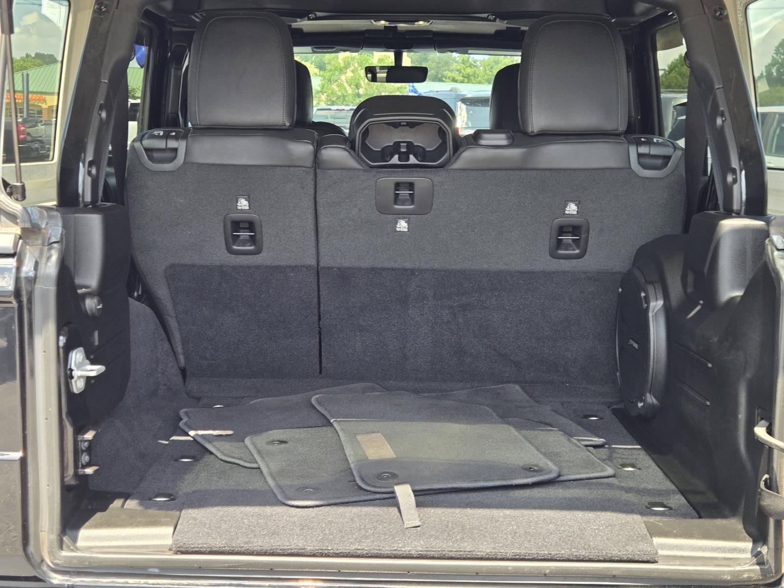 Used 2020 Black Clearcoat Jeep Unlimited Rubicon image 12