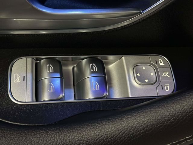 Certified Used 2025  Mercedes-Benz GLS 580 image 26