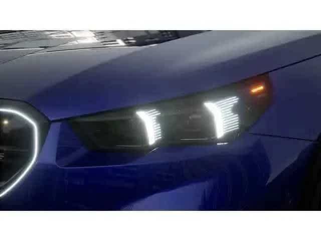 New 2027 Marina Bay Blue Metallic BMW  image 6