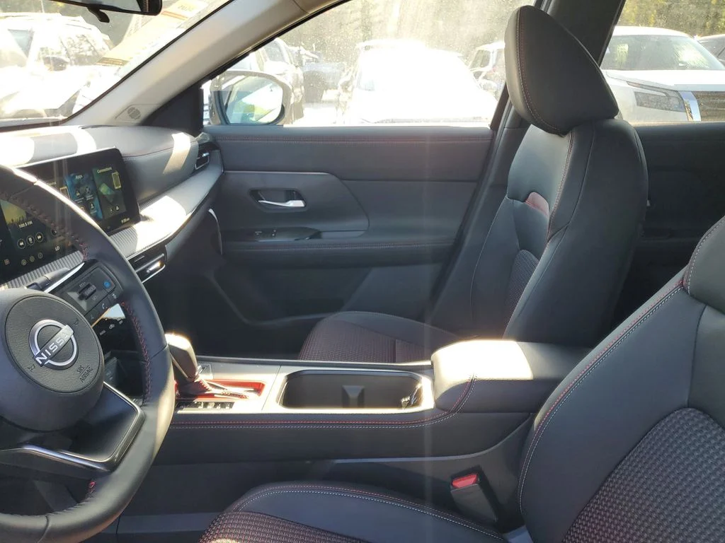 2026 Nissan KICKS SR AWD - Photo 8