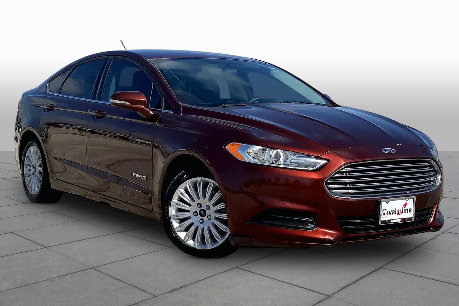 Used 2016 Bronze Fire Metallic Tinted Clearcoat Ford SE Hybrid image 3