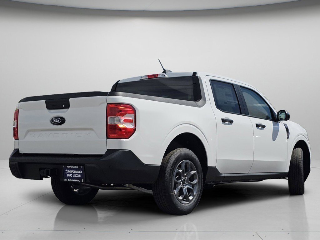 New 2026 Oxford White Ford XLT image 22