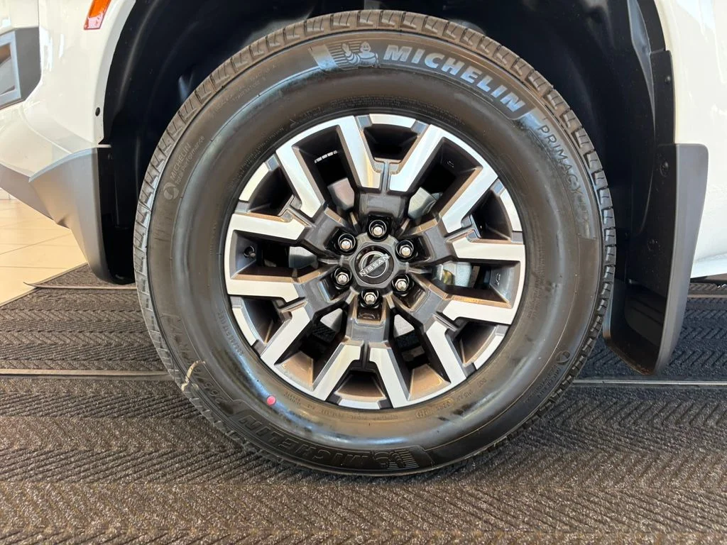 New 2026 Glacier White Nissan SV image 12
