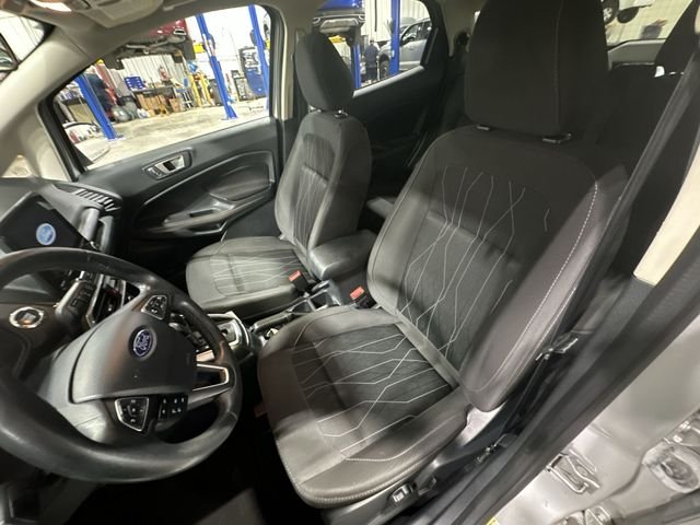 Used 2020 Silver Ford SE image 17
