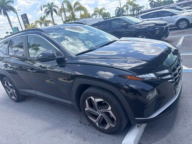 Used 2022 Phantom Black Hyundai SEL image 4