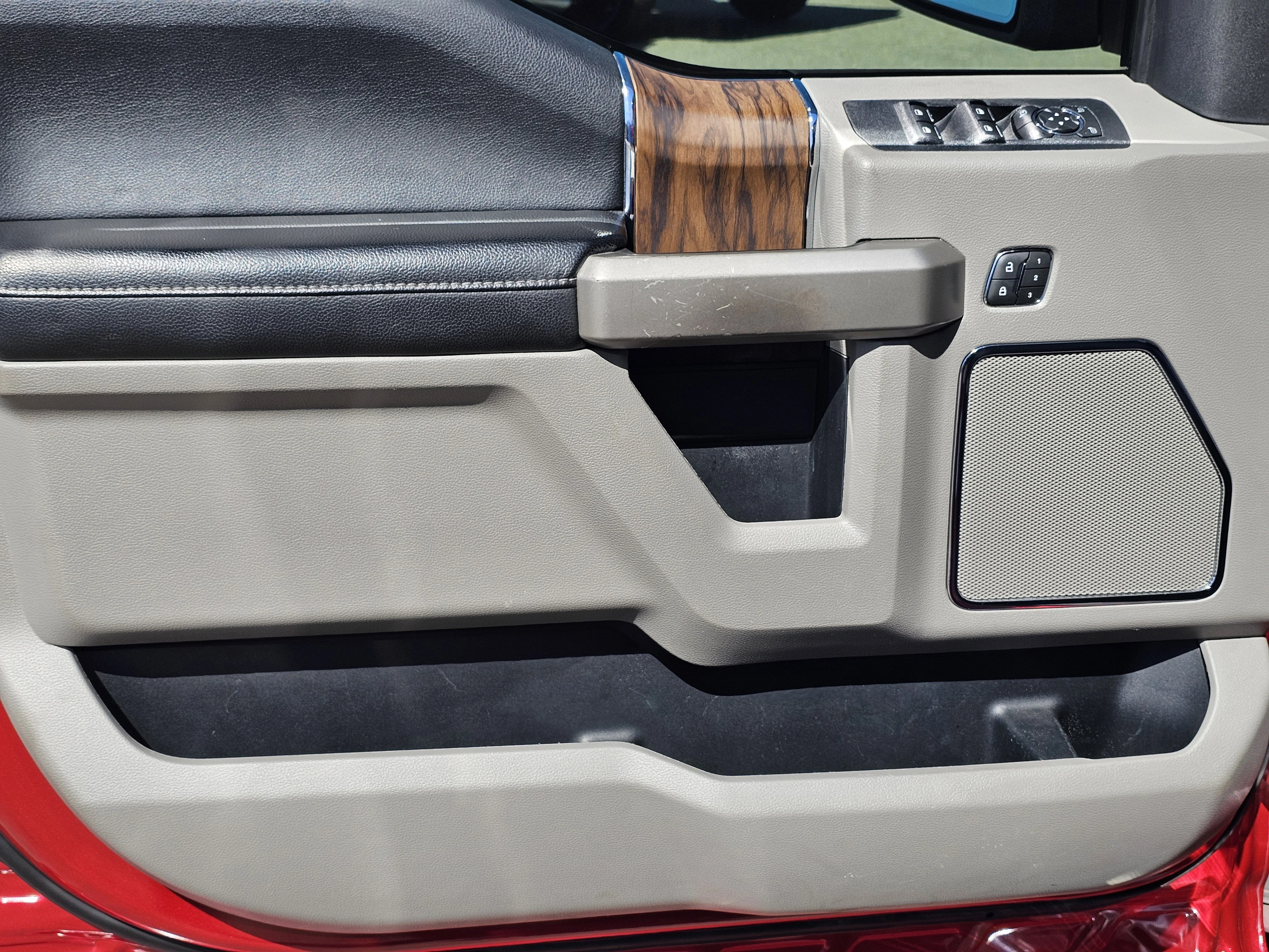 2020 Ford F-150 Lariat - Photo 15