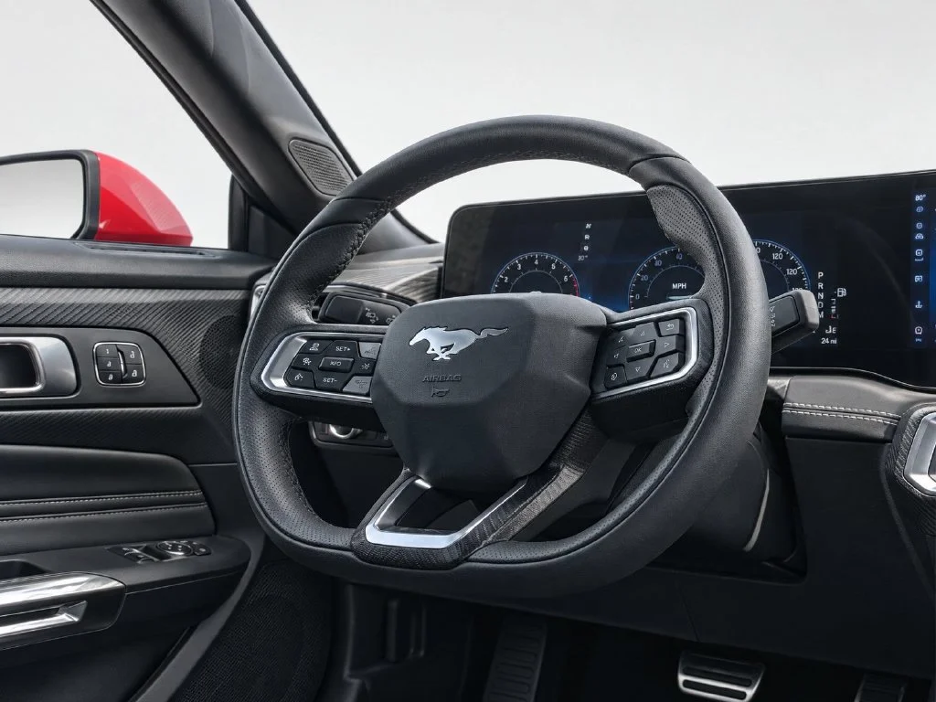 Used 2024 Red Ford EcoBoost Premium image 18