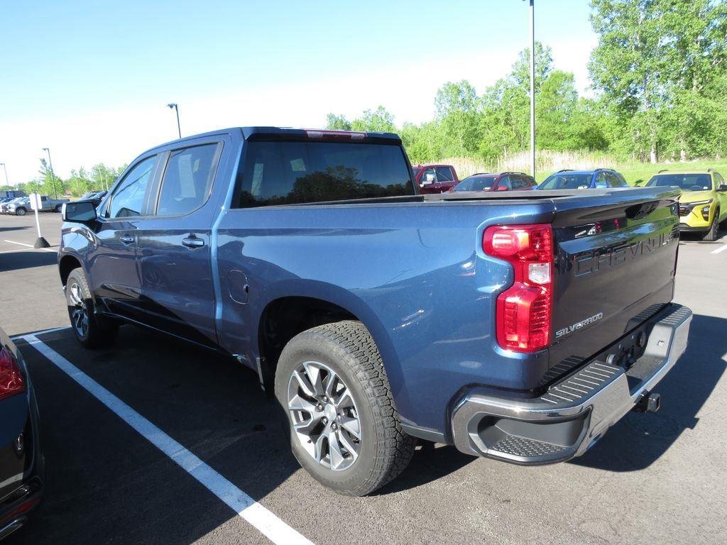 Used 2023 Blue Metallic Chevrolet LT image 11
