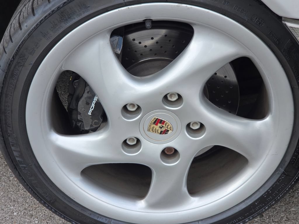 Used 2001 Arctic Silver Metallic Porsche Carrera image 14