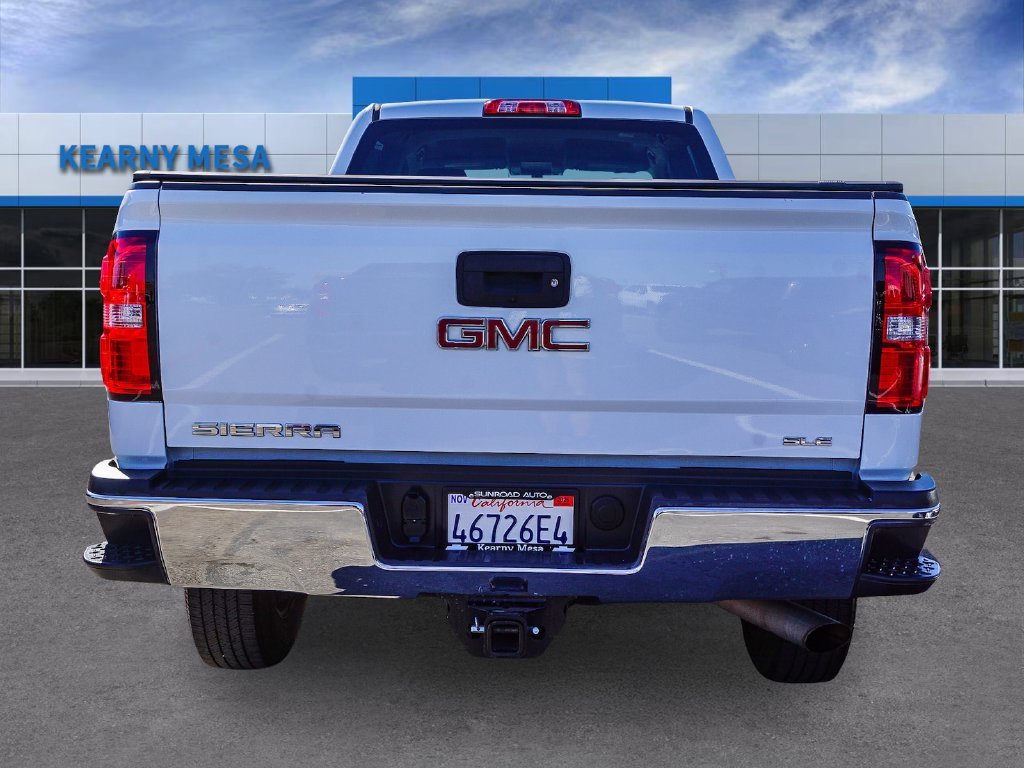 Used 2017 White GMC SLE image 5