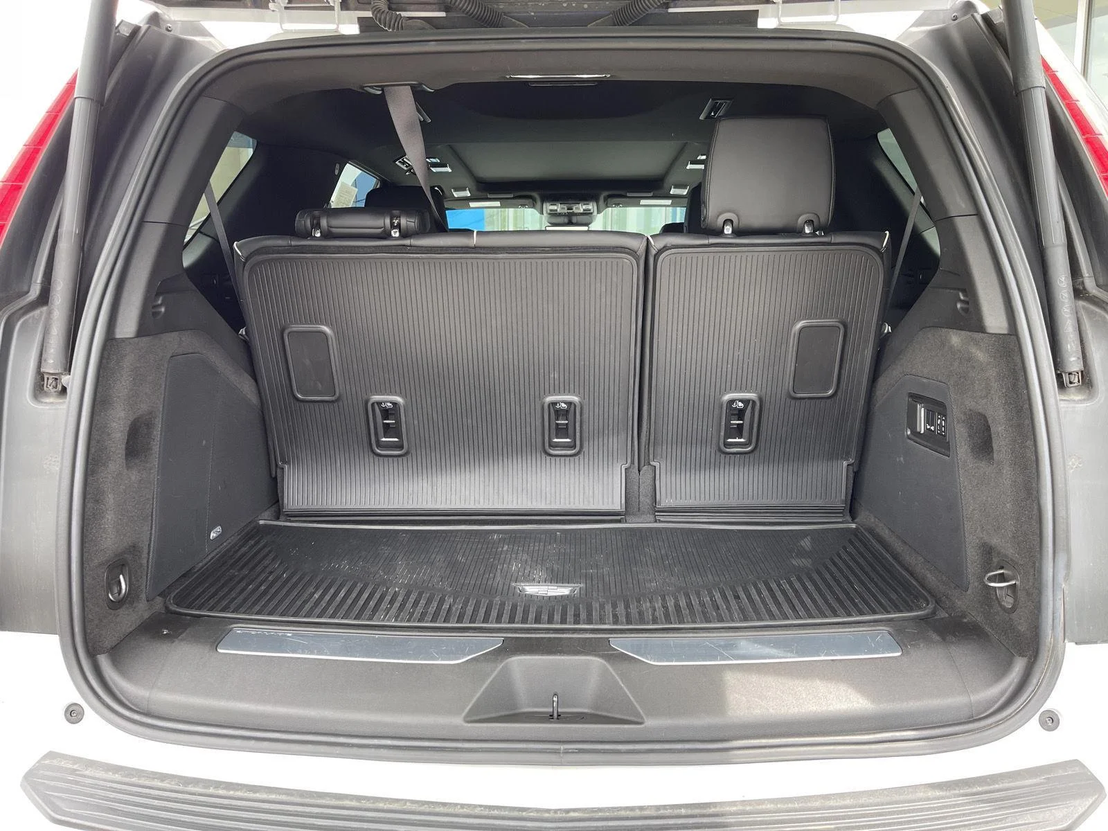 2024 Cadillac Escalade Premium Luxury - Photo 49