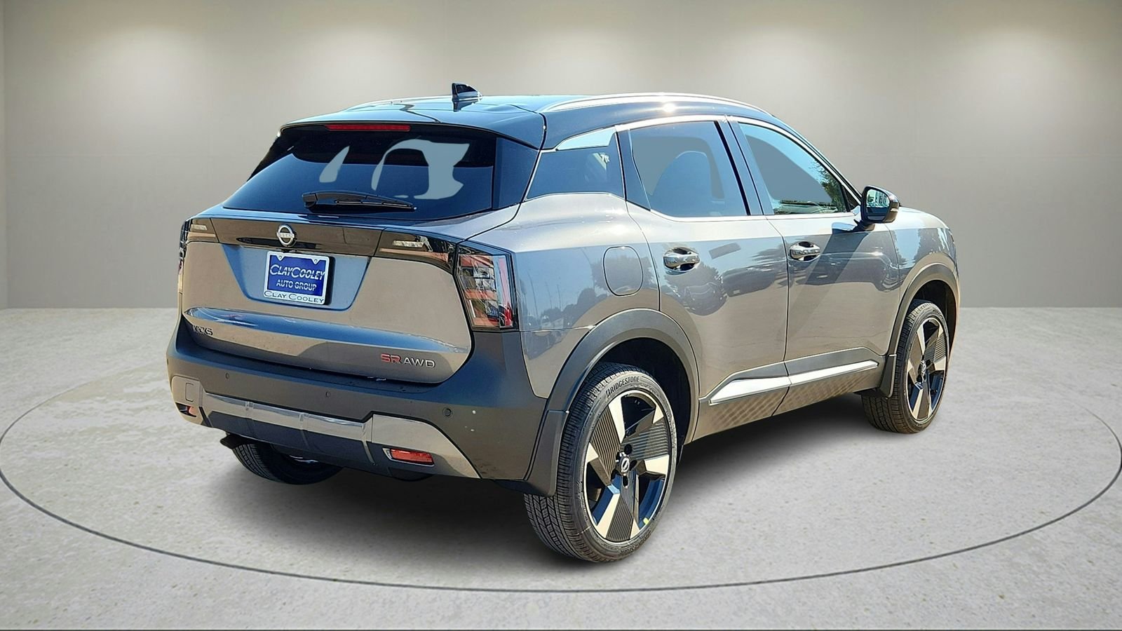 New 2026 Gray Nissan SR image 7