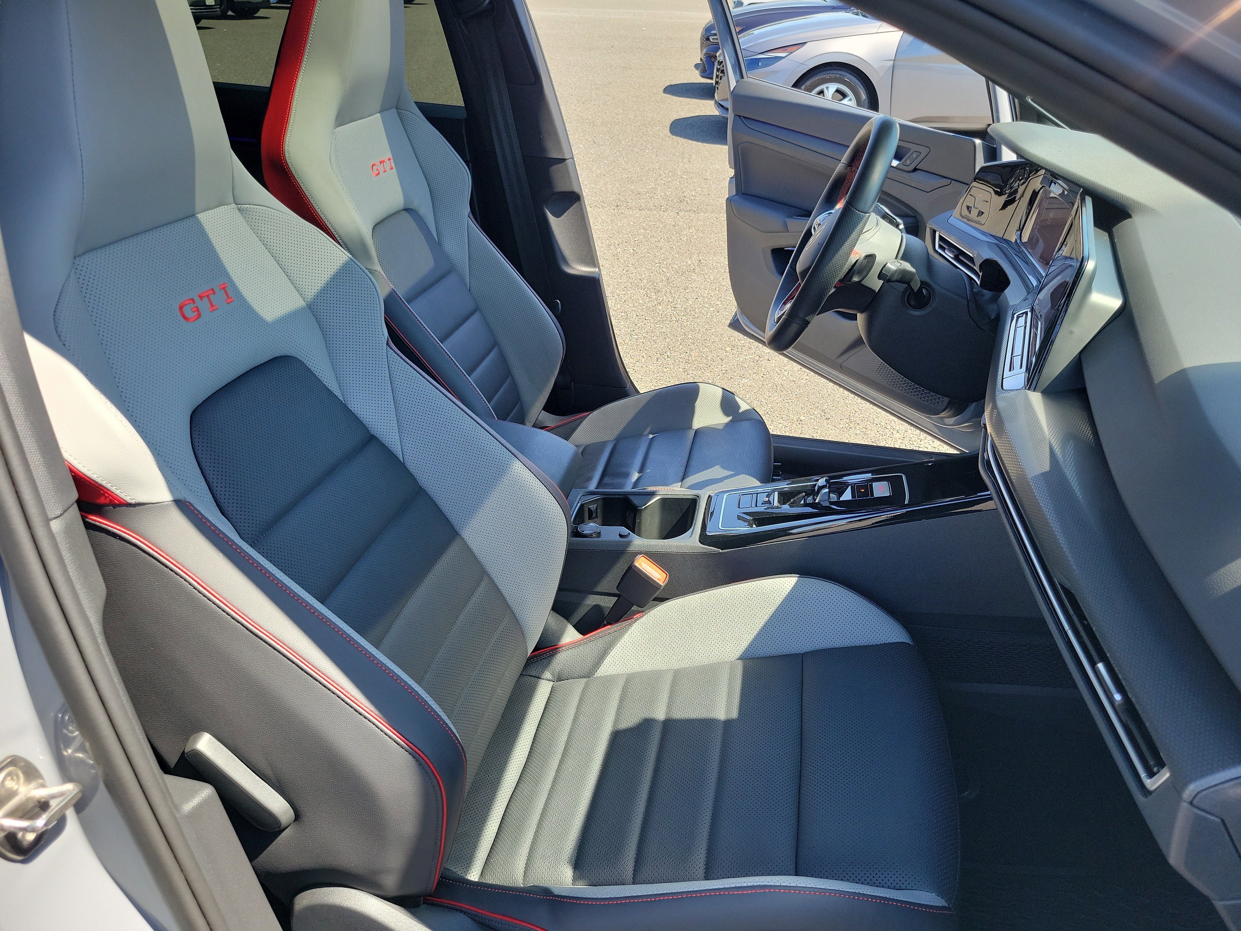 Used 2024 Moonstone Gray Volkswagen Autobahn image 22