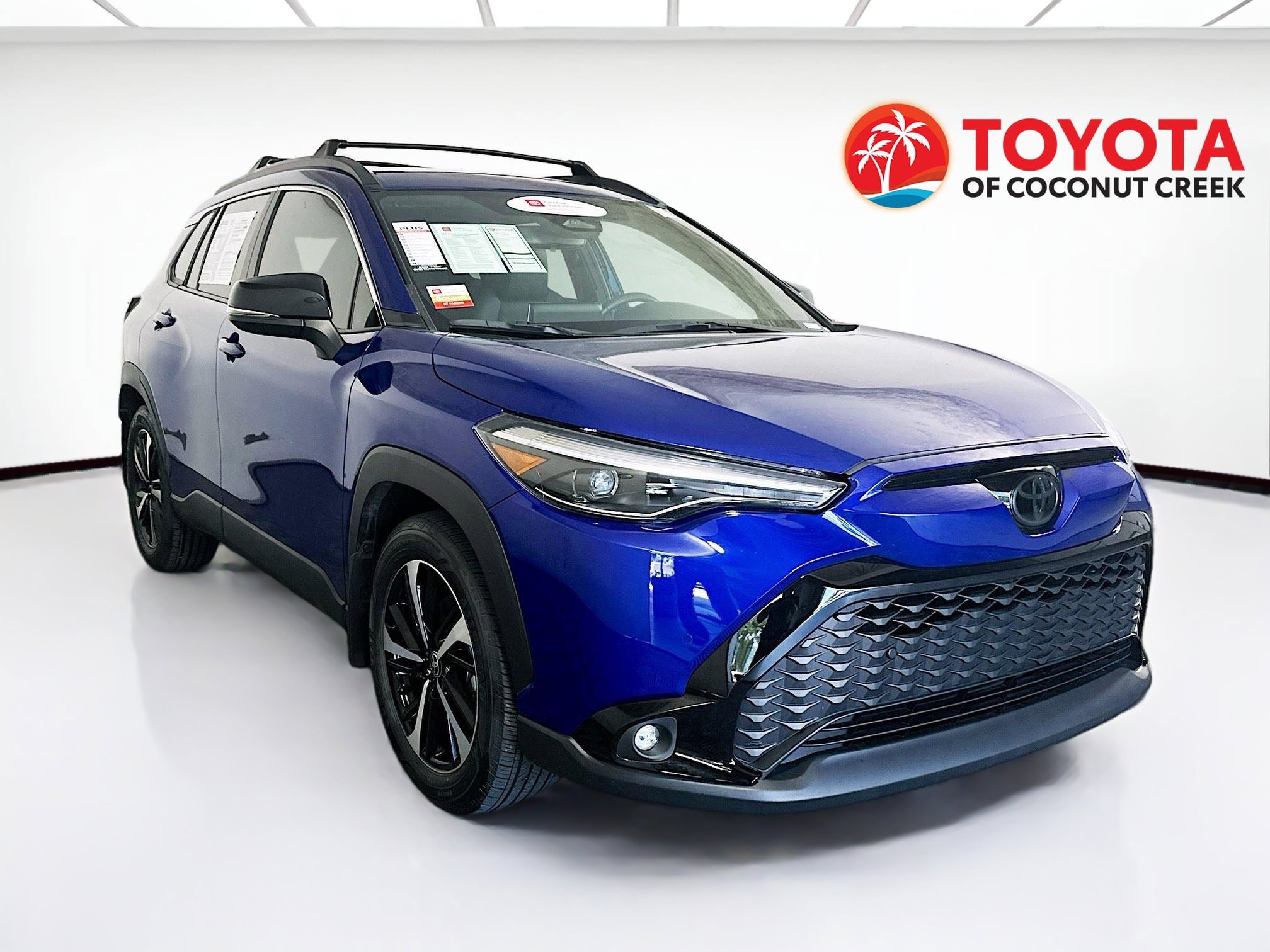 Used 2025 Blue Toyota Hybrid XSE image 1