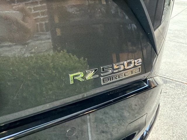 New 2026 Cloudburst Gray and Black Onyx Lexus  550e F SPORT AWD image 20