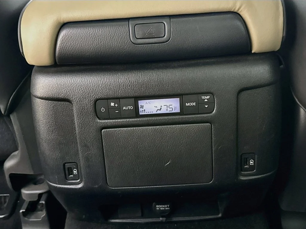 Used 2023 Blue INFINITI Premium Select image 32