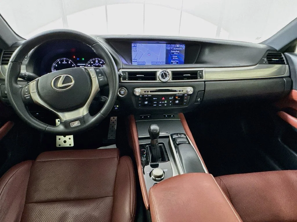 Used 2013 Silver Lexus 350 image 28