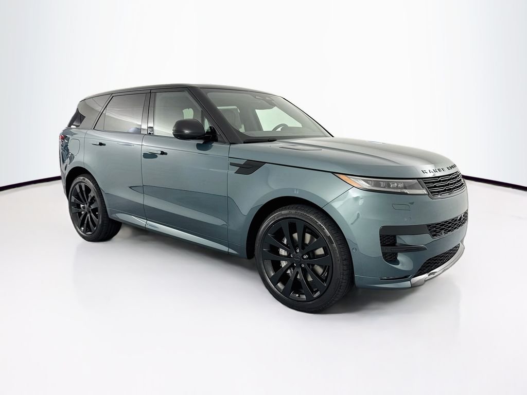 New 2026 Giola Green Land Rover Dynamic SE image 3