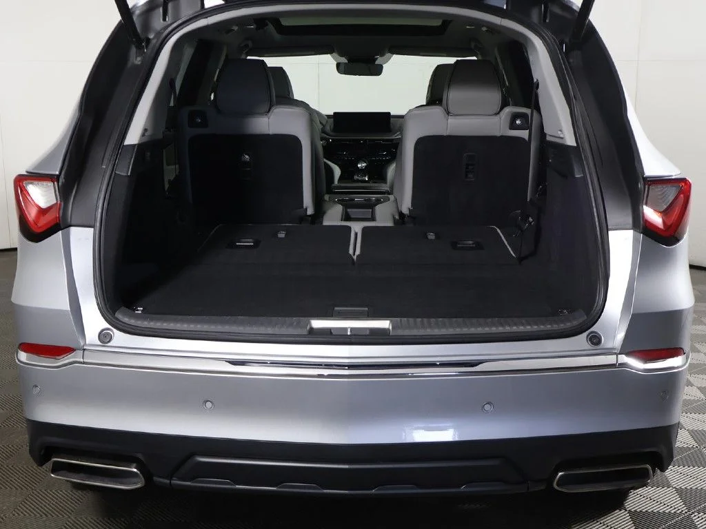Used 2022 Silver Acura Advance image 20