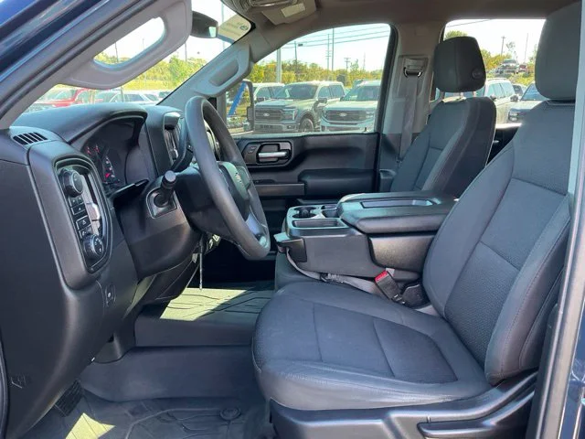 Used 2023 Blue Metallic Chevrolet Custom image 18