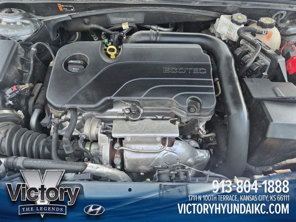 Used 2024 Gray Chevrolet LT image 24