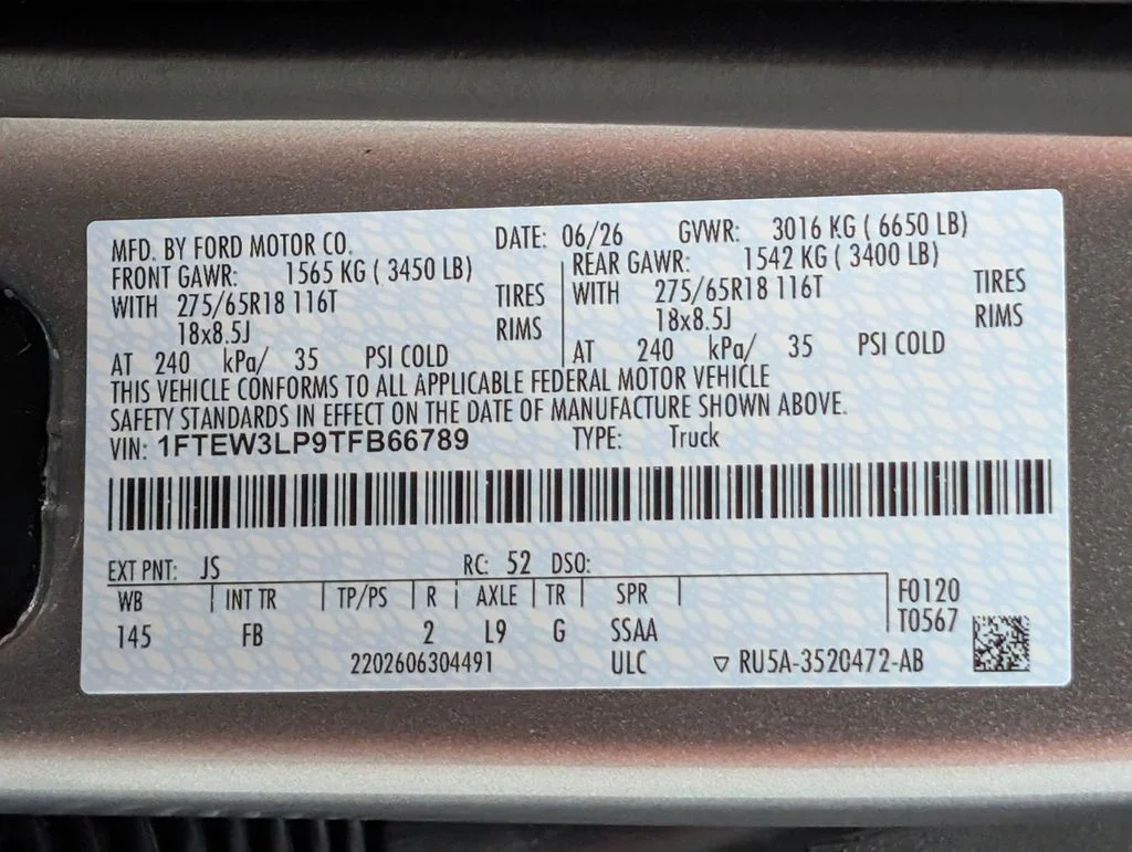 New 2026 Iconic Silver Metallic Ford XLT image 29