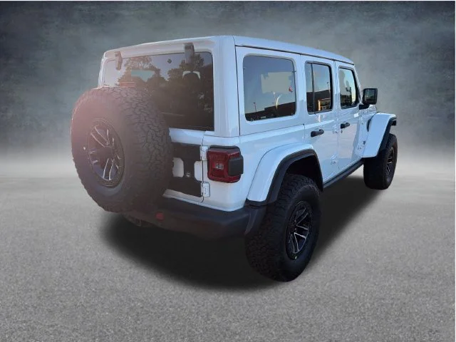 New 2027 Bright White Clear-Coat Paint Jeep Rubicon X image 8