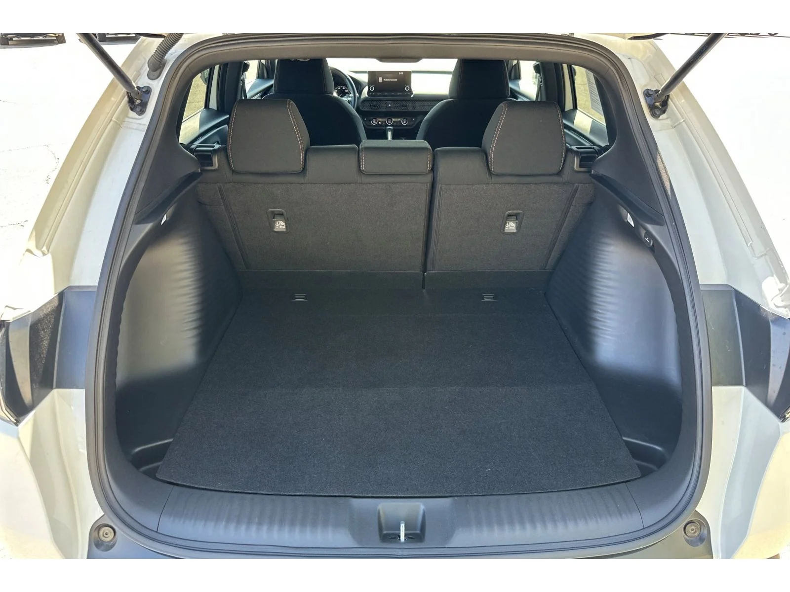 Used 2025 Platinum White Pearl Honda Sport image 17
