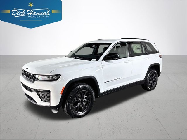 2027 Jeep Grand Cherokee Laredo