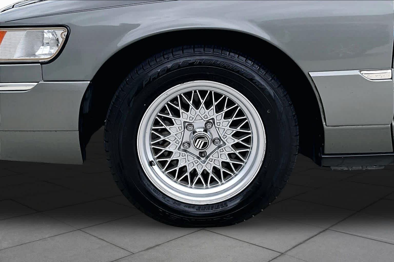 Used 2002 Chestnut Metallic Mercury LS Premium image 9