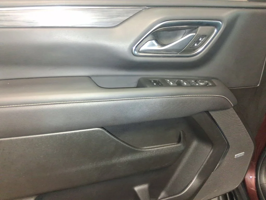 Used 2022 Red GMC SLT image 8