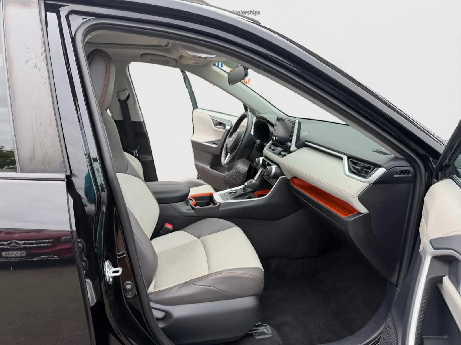 Used 2021 Midnight Black Metallic Toyota Adventure image 23
