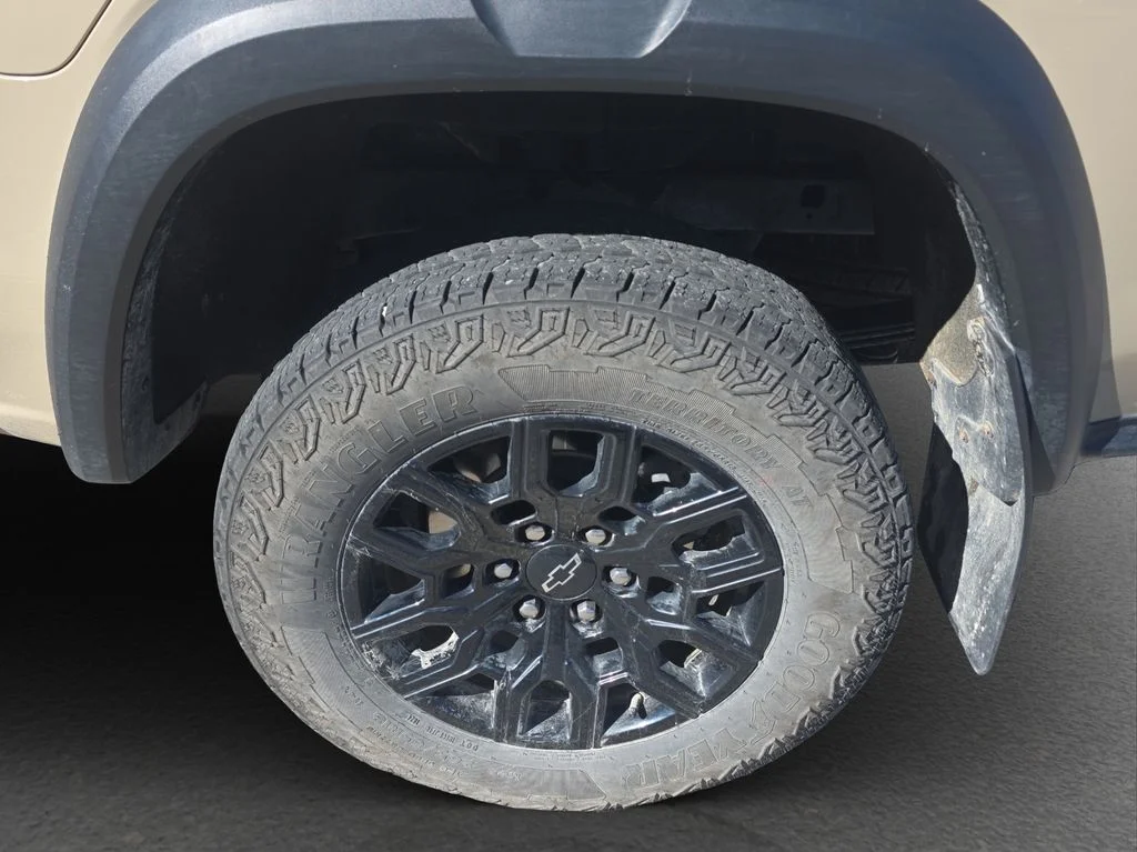 Used 2024 Beige Chevrolet Trail Boss image 5