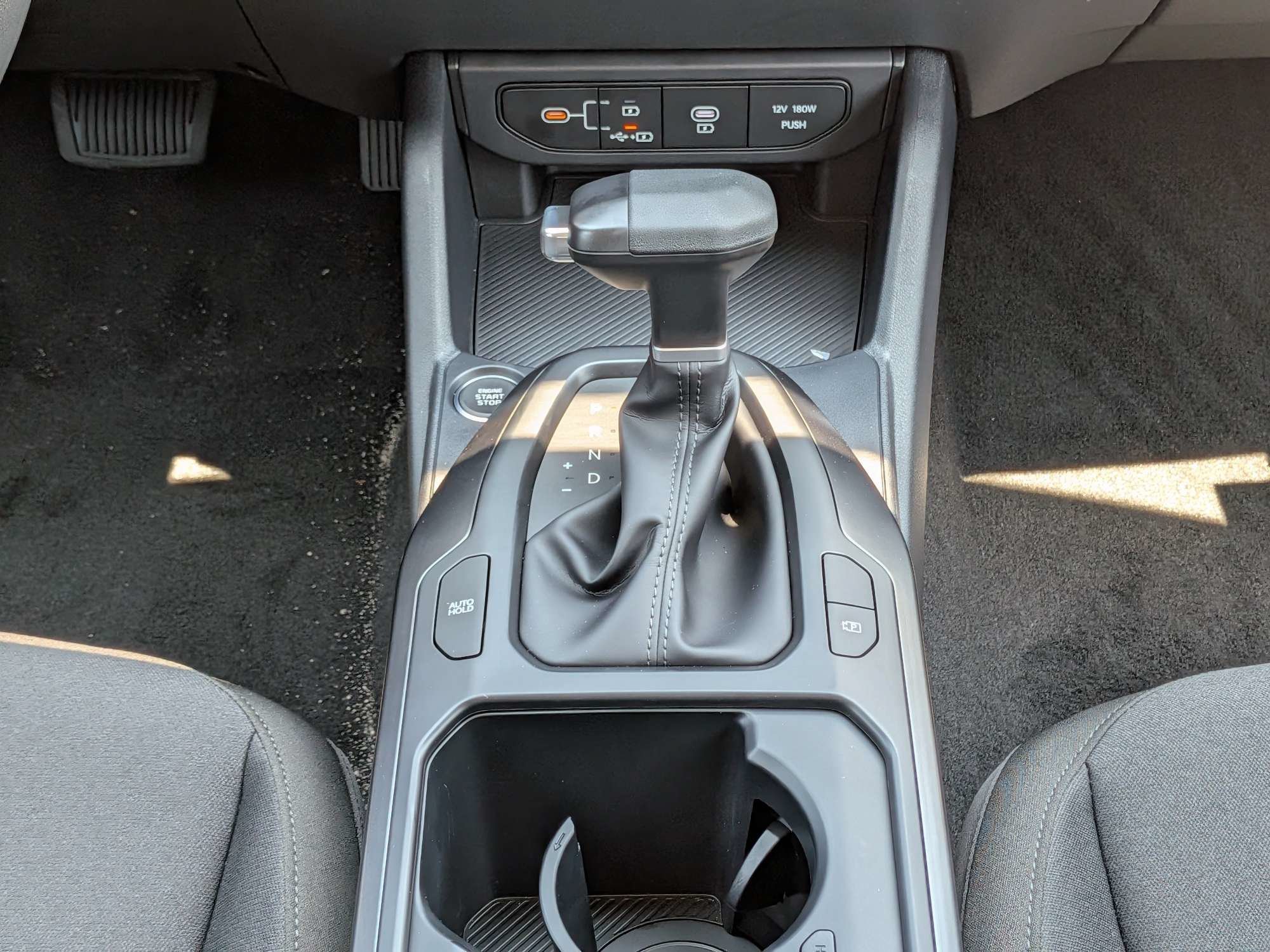 New 2026 Snow White Pearl Kia LX image 20