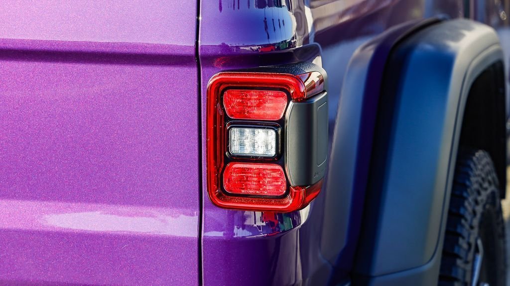 New 2026 Reign Jeep Mojave image 10