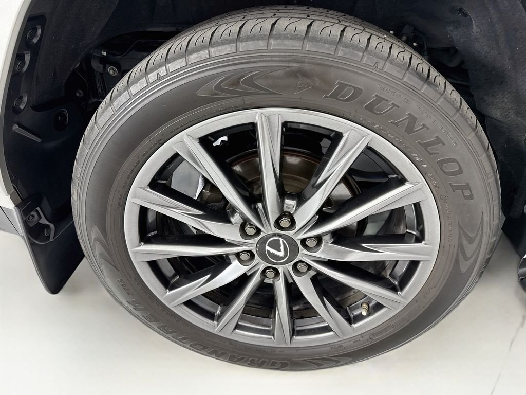 Used 2023 Silver Lexus 600 F SPORT image 32