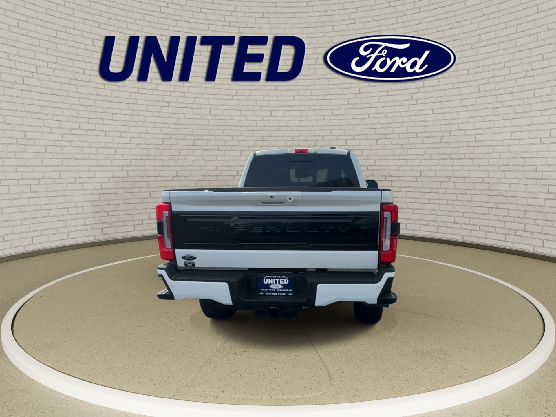 New 2026 Star White Metallic Tri-Coat Ford F-350® Platinum® image 7