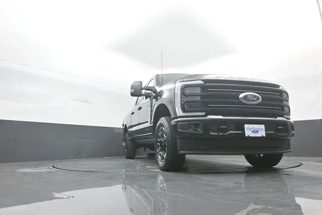 New 2026 Black Ford Platinum image 32