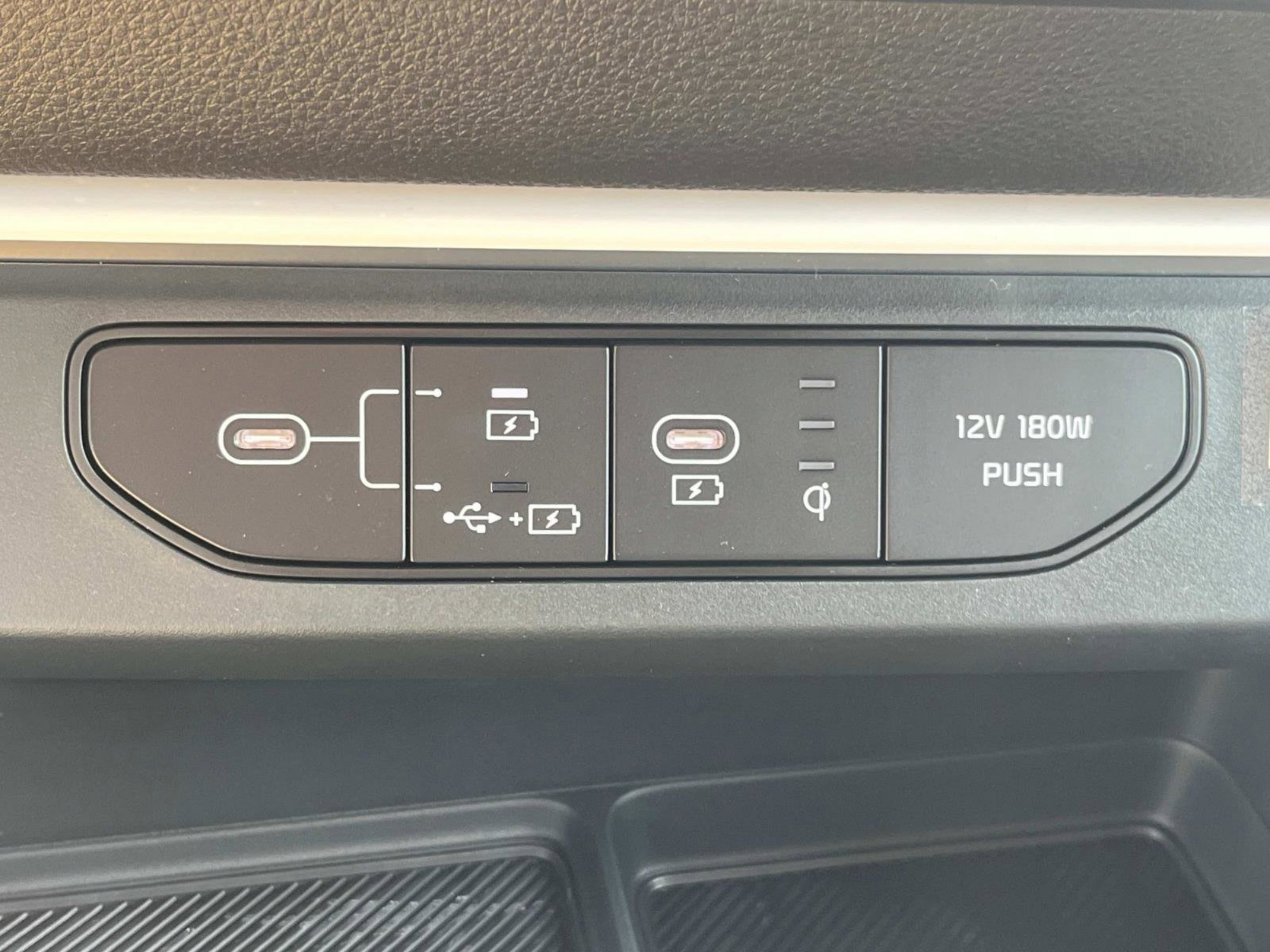 New 2026 Aurora Black Pearl Kia SX Prestige image 36