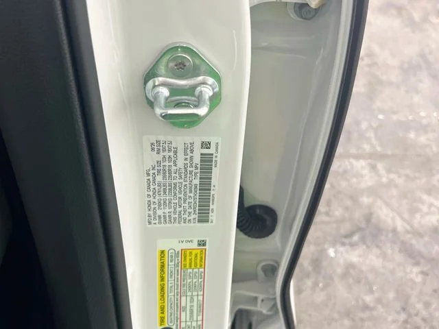 New 2026 Platinum White Pearl Honda EX-L image 17