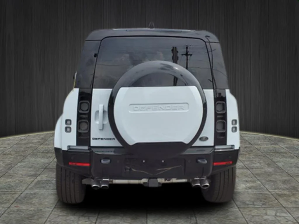 New 2023 Yulong White LAND ROVER V8 image 2