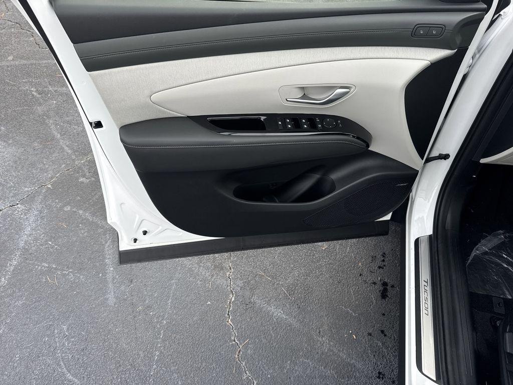 New 2026 White Hyundai Limited AWD image 10