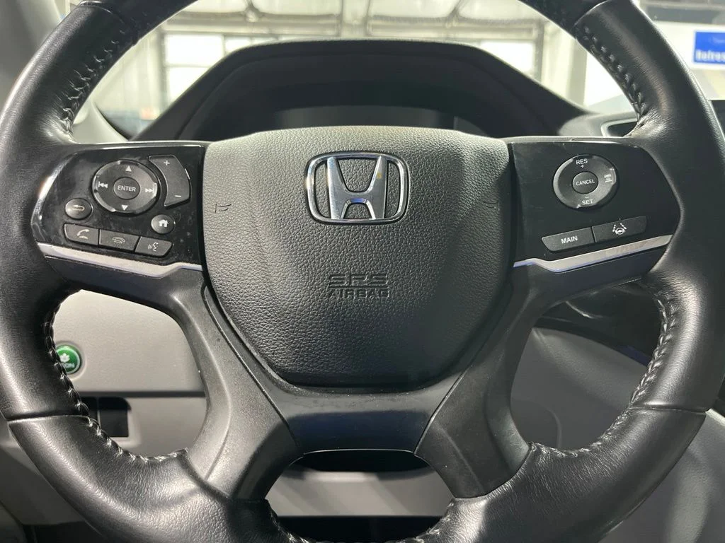 2021 Honda Pilot Touring - Photo 16