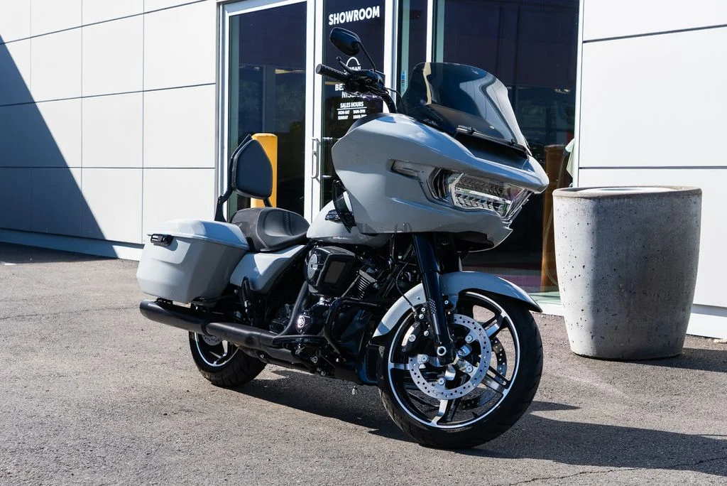 Used 2024 Gray Harley-Davidson FLTRXS image 1