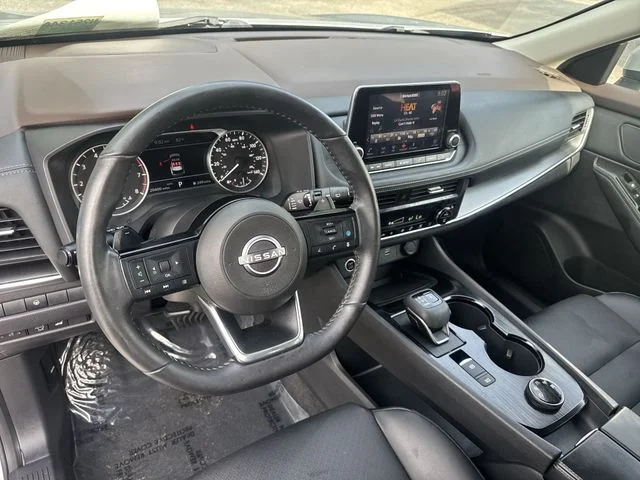 Used 2023 Silver Nissan SV image 16