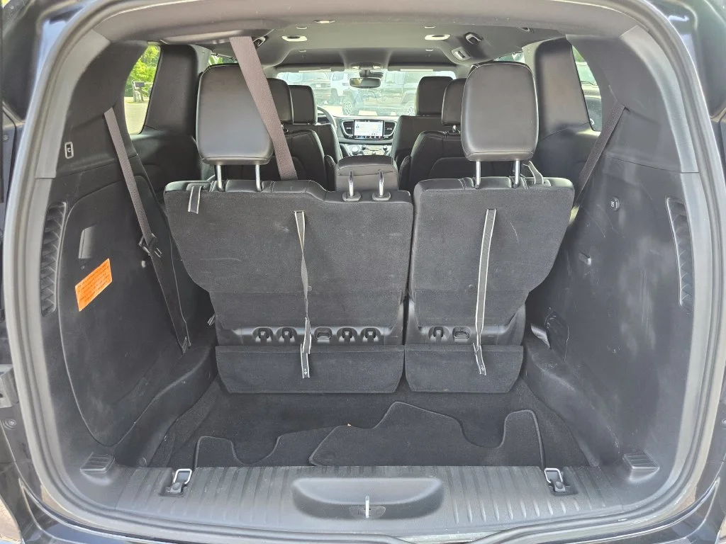 Used 2025 Black Chrysler Select image 12