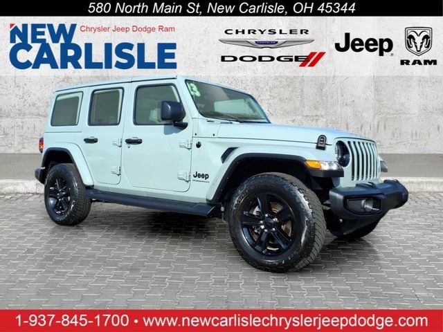 Used 2023 Gray Jeep Altitude image 1